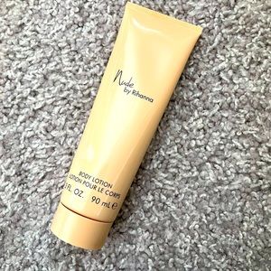 Body lotion by Rihanna